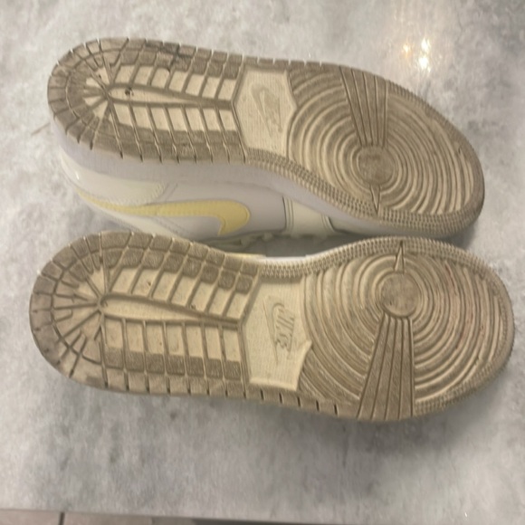 Jordan 1 - Picture 5 of 8